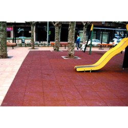 Sol amortissant pour aire de jeux