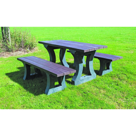 Table extérieure recyclée ZIBAL